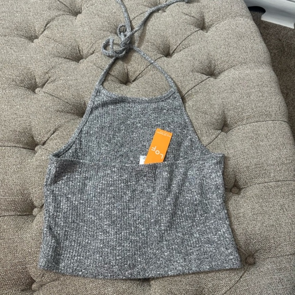 ‎Retro Halter Top - Picture 9 of 14